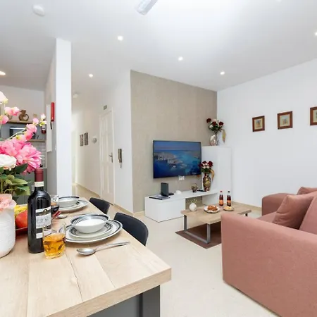 Brand New 2Bed In Sliema By Homely Exterior photo