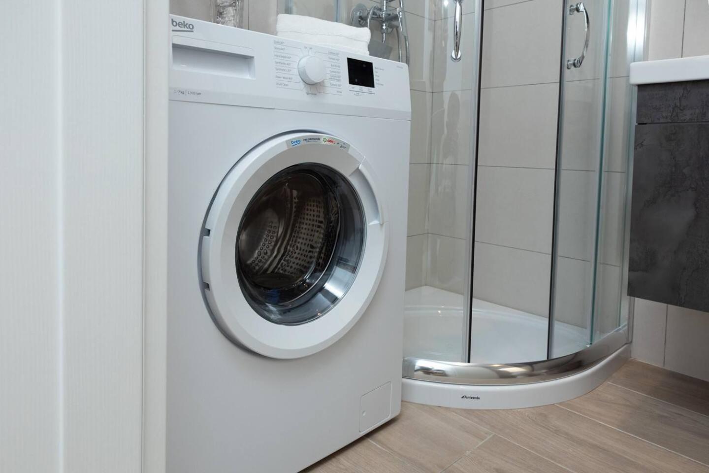 Brand New 2bed In By Homely 公寓