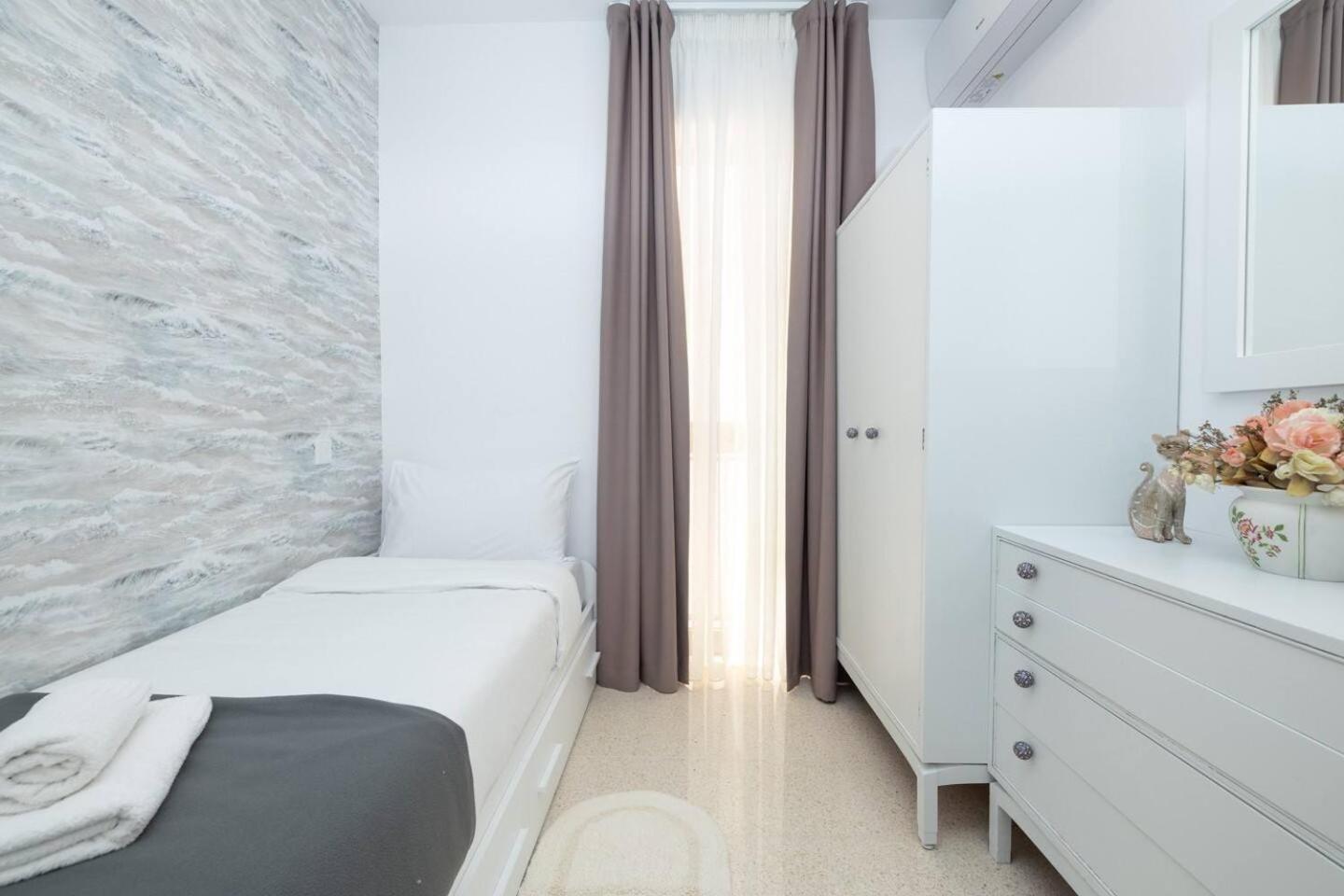 Brand New 2bed In By Homely